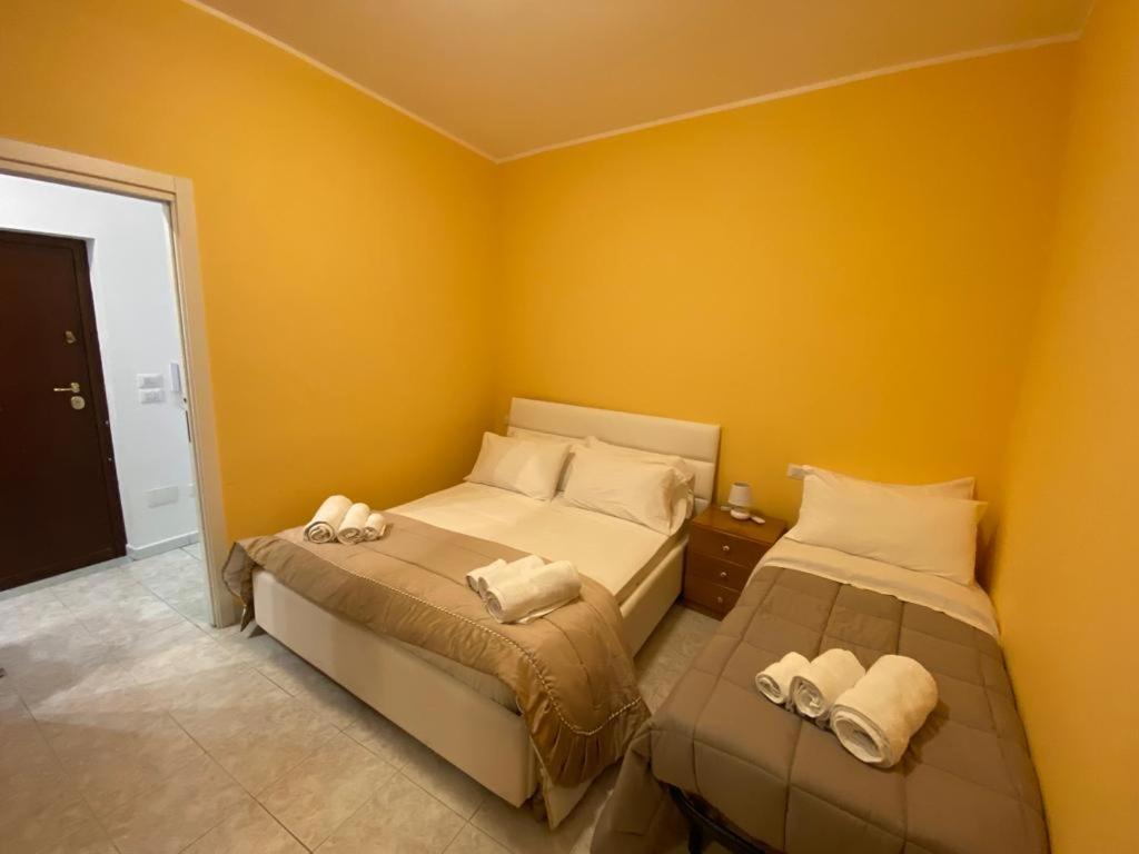 Al Parlatoio Del Centro Storico Apartment ปาแลร์โม ภายนอก รูปภาพ